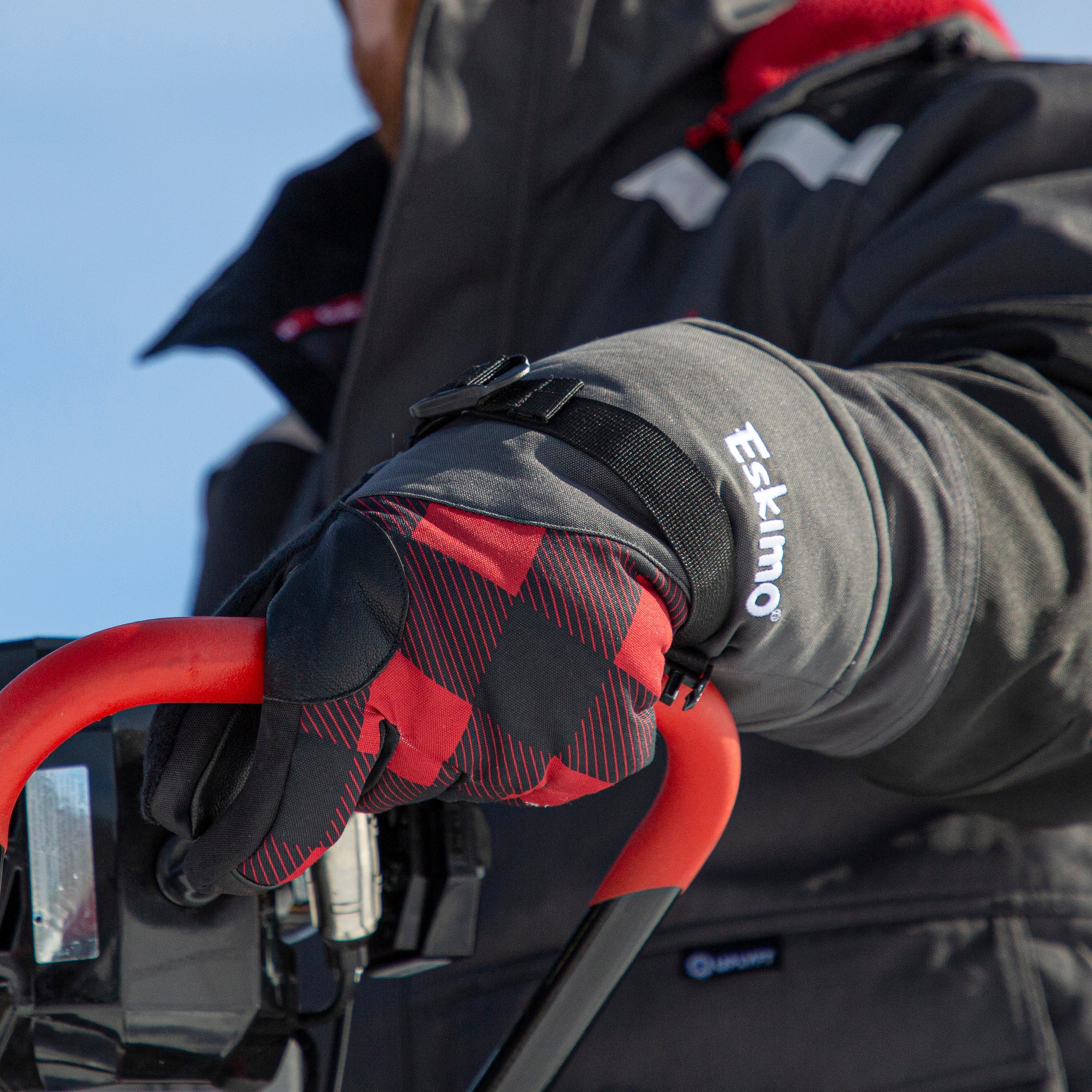 Buffalo Plaid Cold Weather Gloves - Image 4